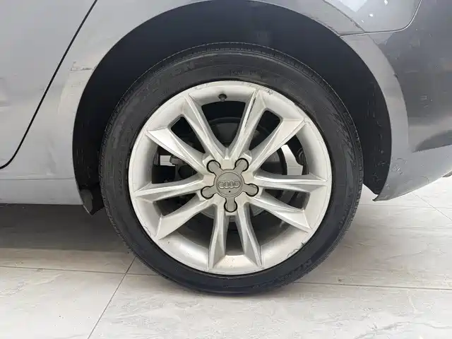 Audi A3 2014 Sportback 35 TFSI Automatic Comfort фото 15