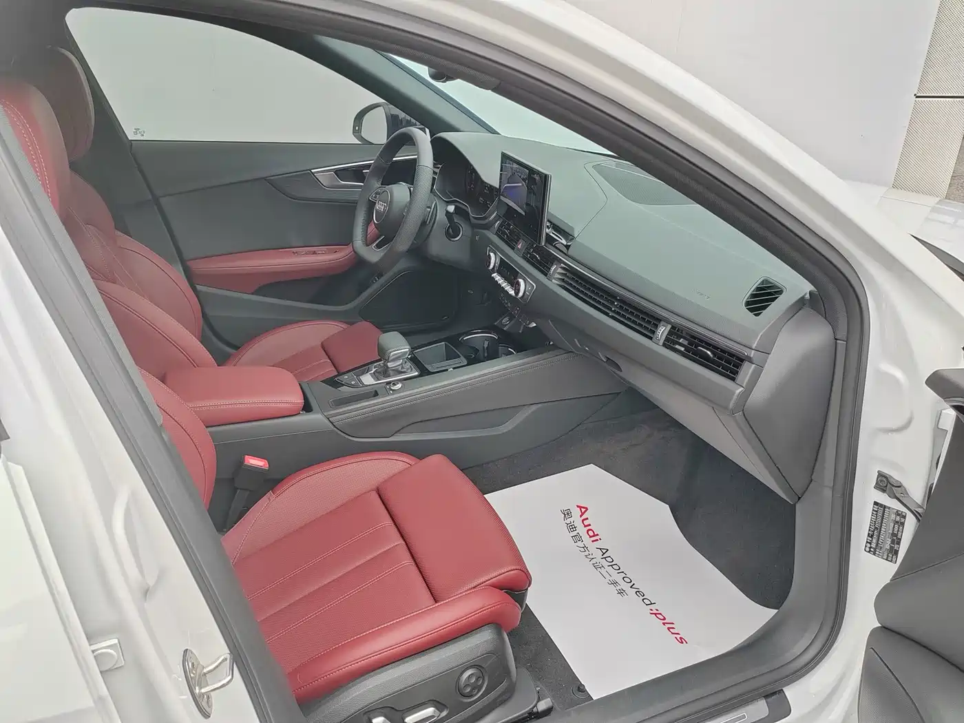 Audi A4L 2024 40 TFSI Luxury Dynamic фото 8
