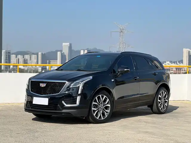CADILLAC XT5