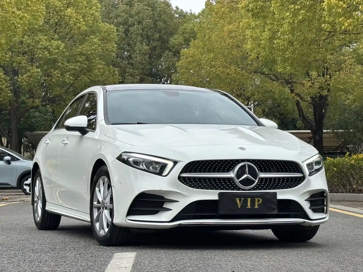 Mercedes-Benz A-Class 2021 A 200 L Sport Sedan Fashion Edition фото 3