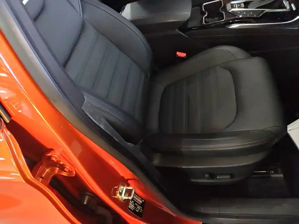 Maxus Maxus D60 2020 2019 1.5T Automatic Premium Edition 5-Seater