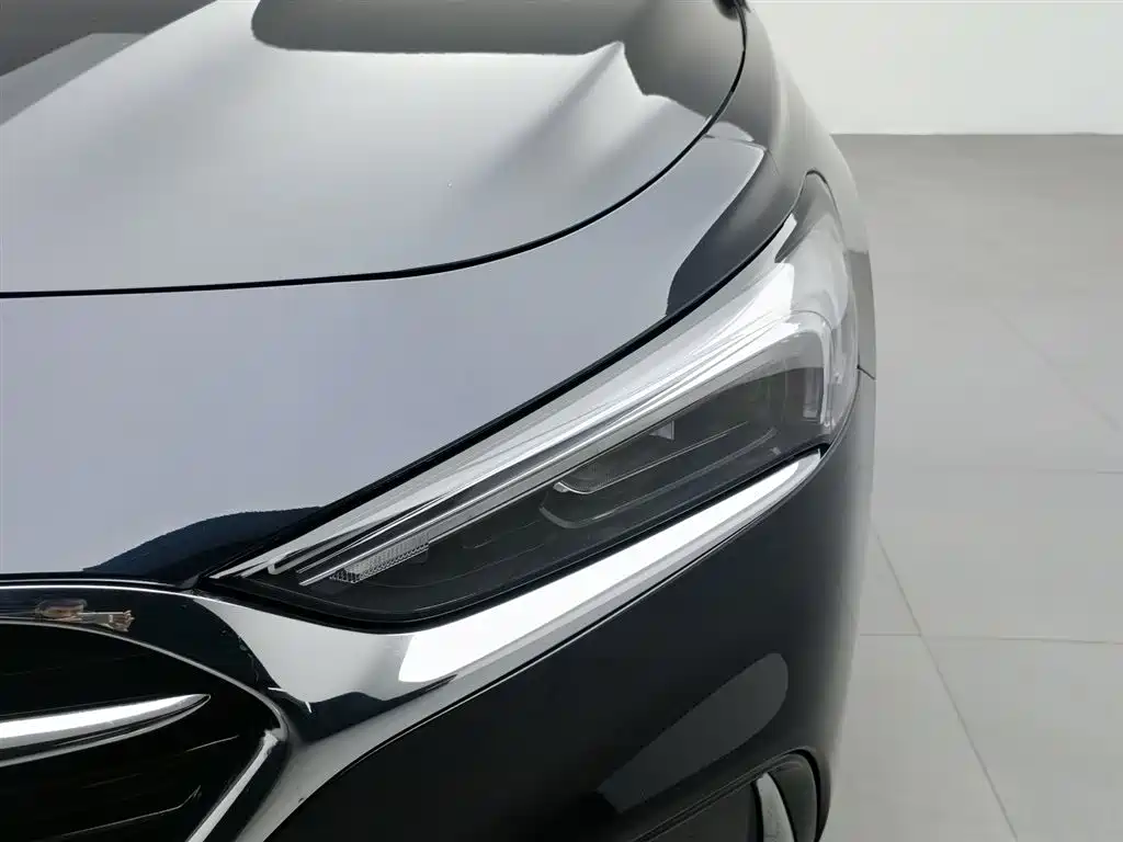 Buick LaCrosse 2021 652T Luxury Edition фото 7
