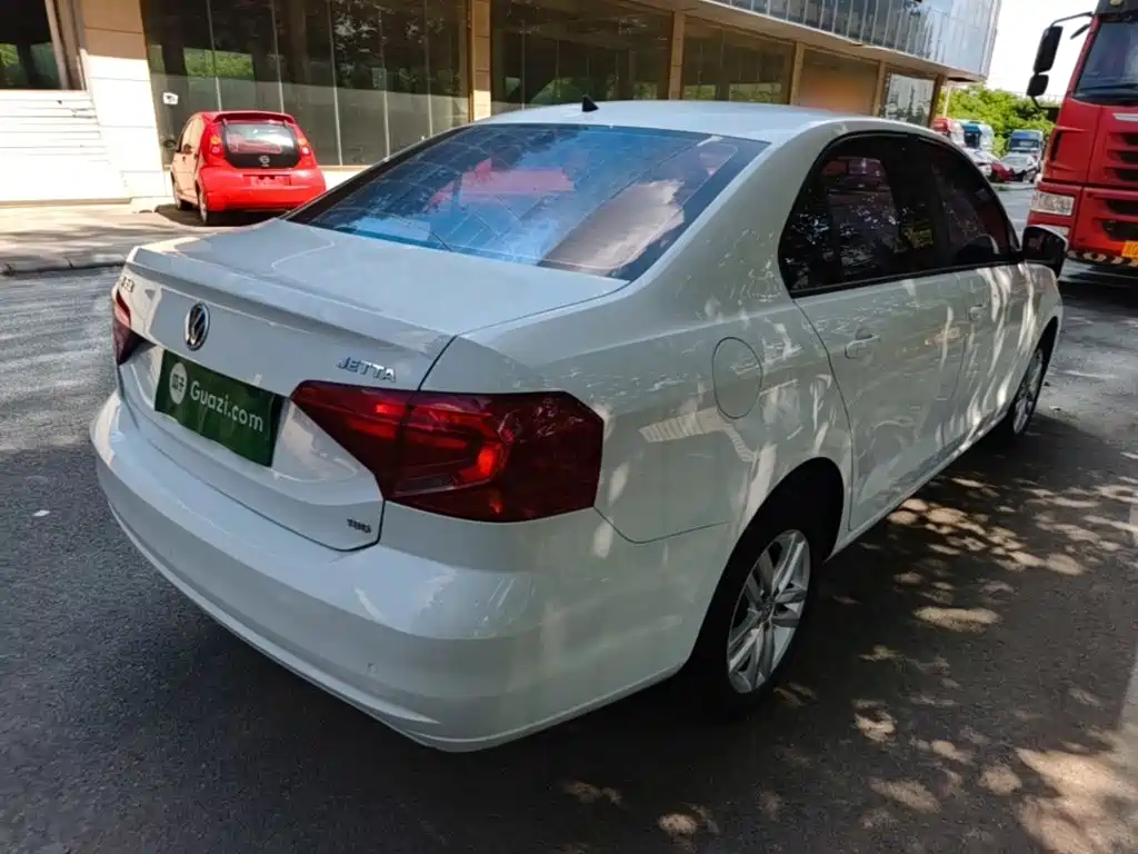 Volkswagen Jetta 2019 2019 Dream Edition 1.5L Auto Fashion