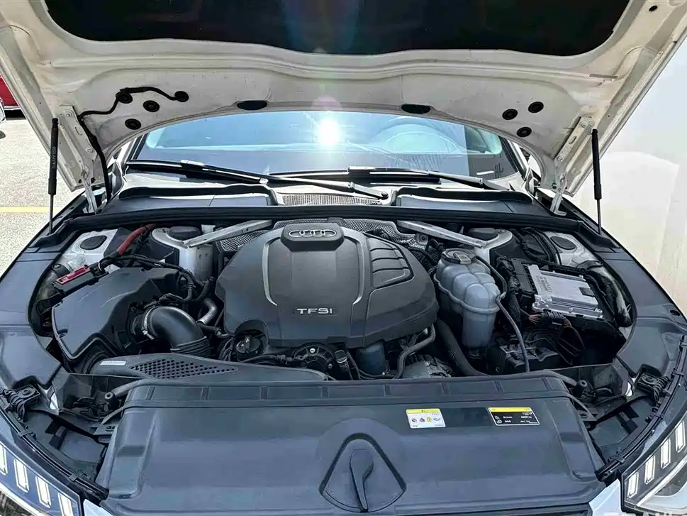 Audi A4L 2020 40 TFSI Fashion Dynamic Edition фото 9