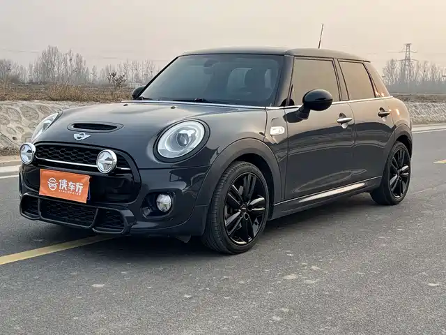 MINI 