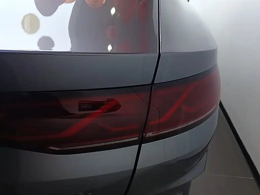 BYD Qin L 2024 DM-i 120KM Leading фото 8