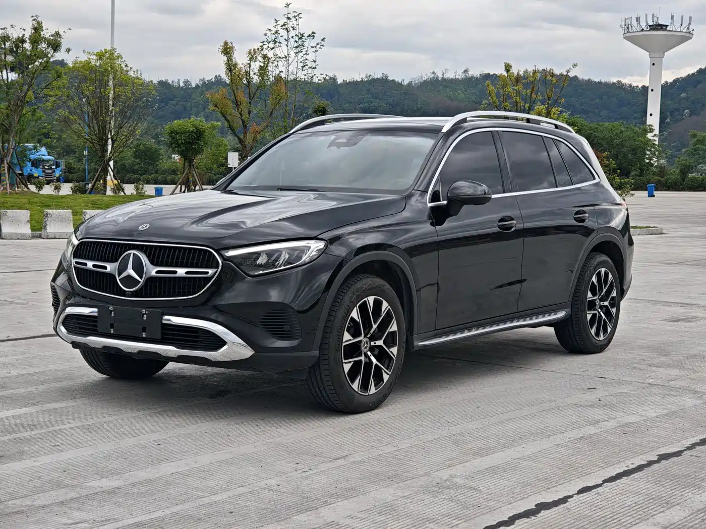 Mercedes-Benz GLC 2024 GLC 260 L 4MATIC Dynamic 5-seater