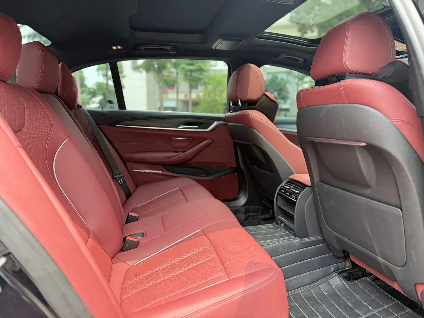 BMW 5 Series 2021 530Li Leading M Sport Package фото 13