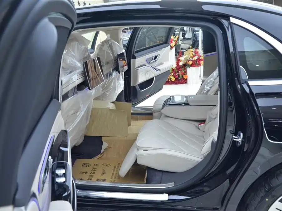 MERCEDES-BENZ MAYBACH S-CLASS