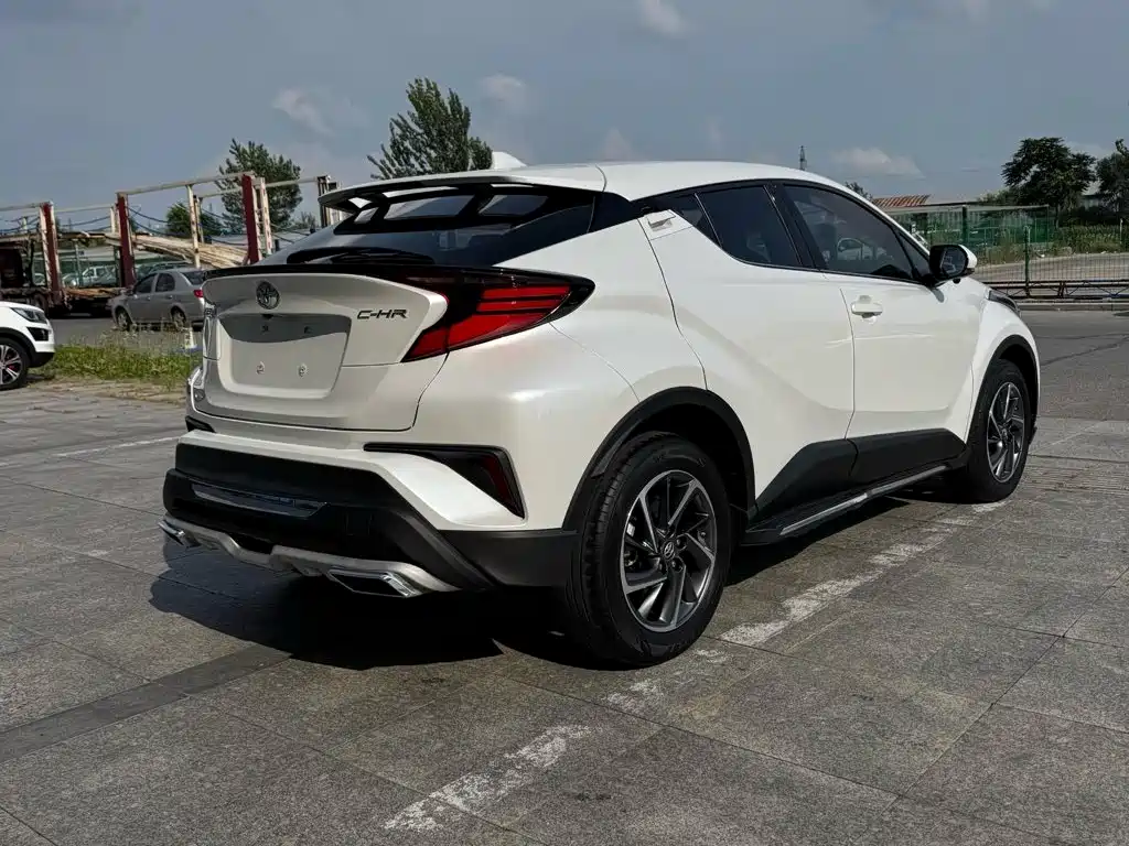 Toyota C-HR 2023 2023 Model 2.0L Luxury Edition