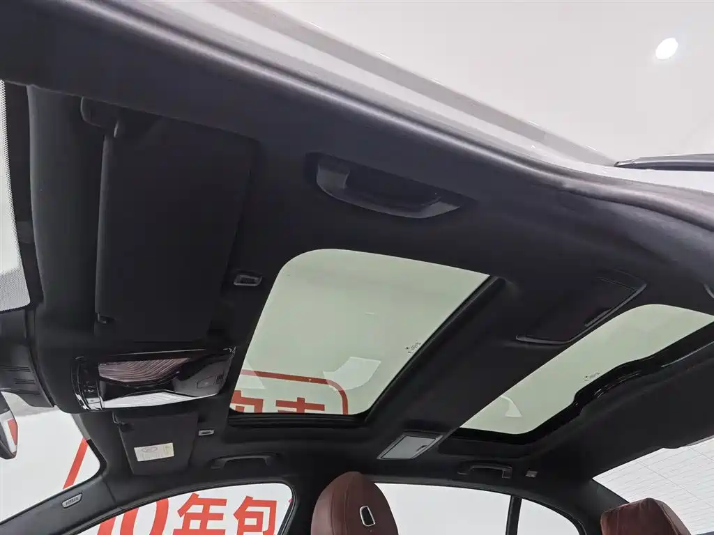 BMW 5 Series 2023 530Li Leading M Sport Package фото 14