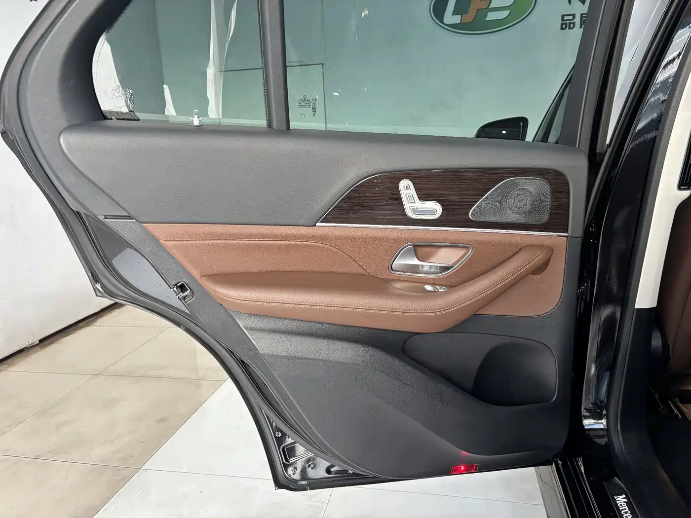 Mercedes-Benz GLE 2025 Facelift GLE 350 4MATIC Fashion Model фото 21