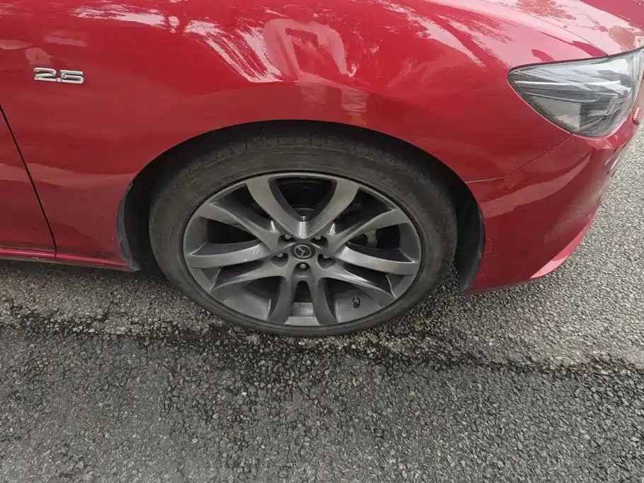 Photo 6 - Mazda Atenza