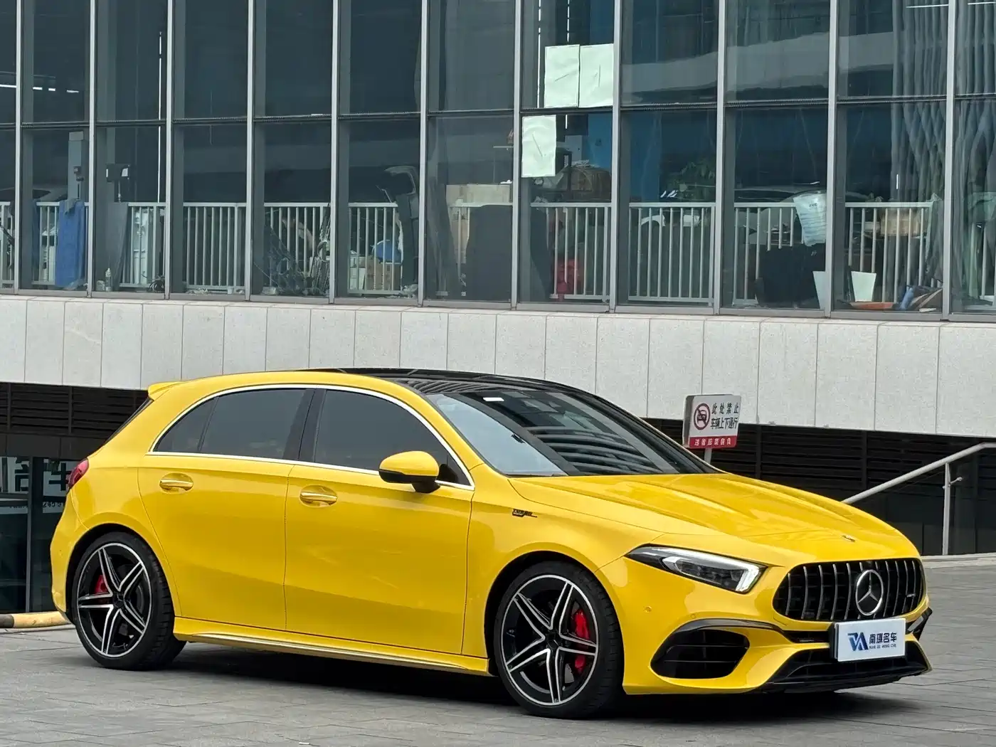 Mercedes-Benz A-Class AMG (Import) 2022 AMG A 45 4MATIC+ фото 3