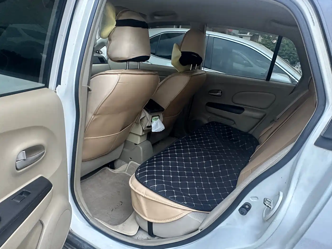 Venucia D50 2012 2012 Model 1.6L Automatic Comfort