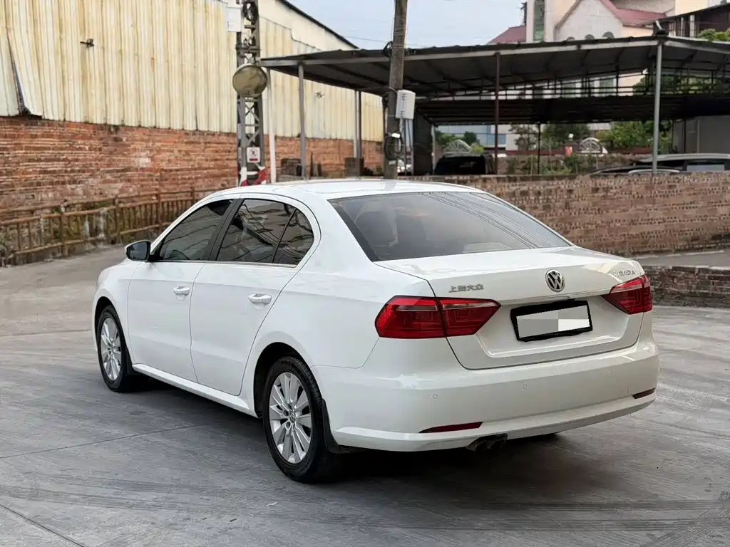 Photo 6 - Volkswagen Lavida