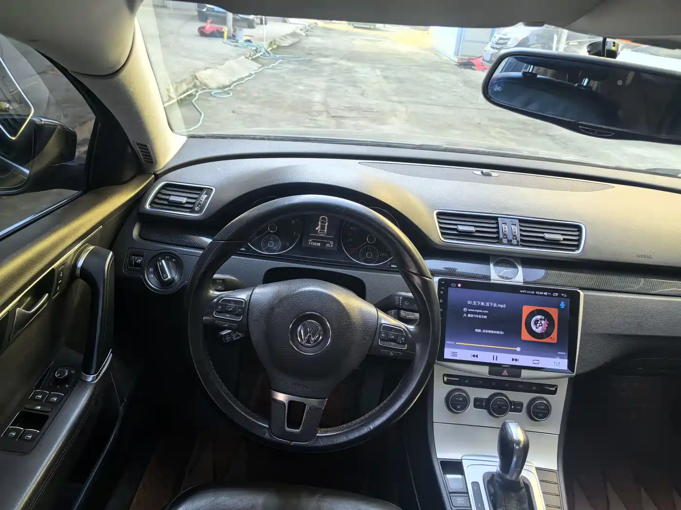 Volkswagen Magotan 2015 1.8TSI Luxury фото 12