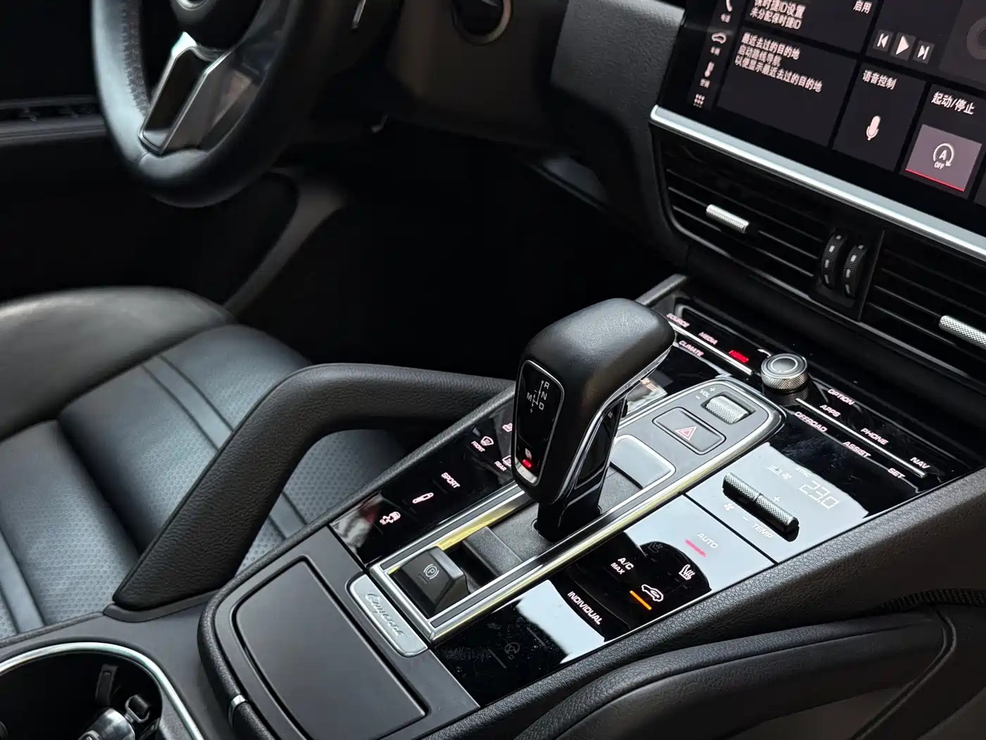 Porsche Cayenne 2018 Cayenne 3.0T фото 18