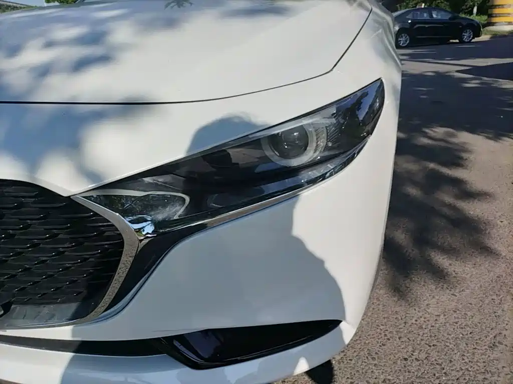 Mazda Mazda3 Axela 2024 2023 2.0L Automatic Premium Edition