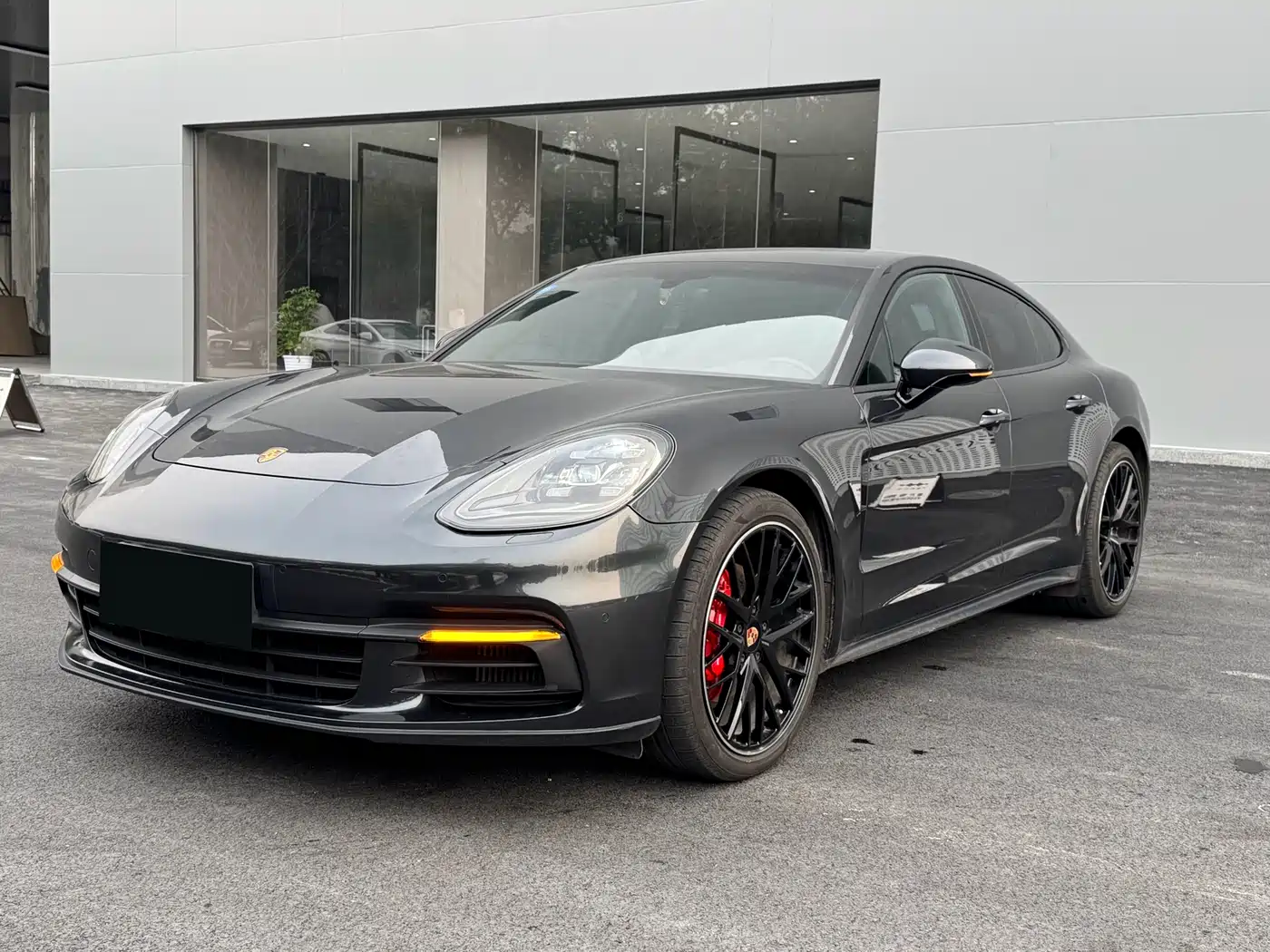 Porsche Panamera 2019 Panamera 2.9T фото 2