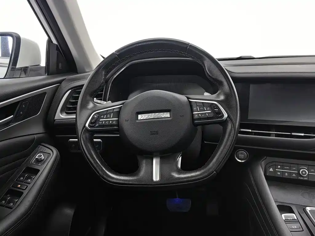 Фото 11 - Haval F7