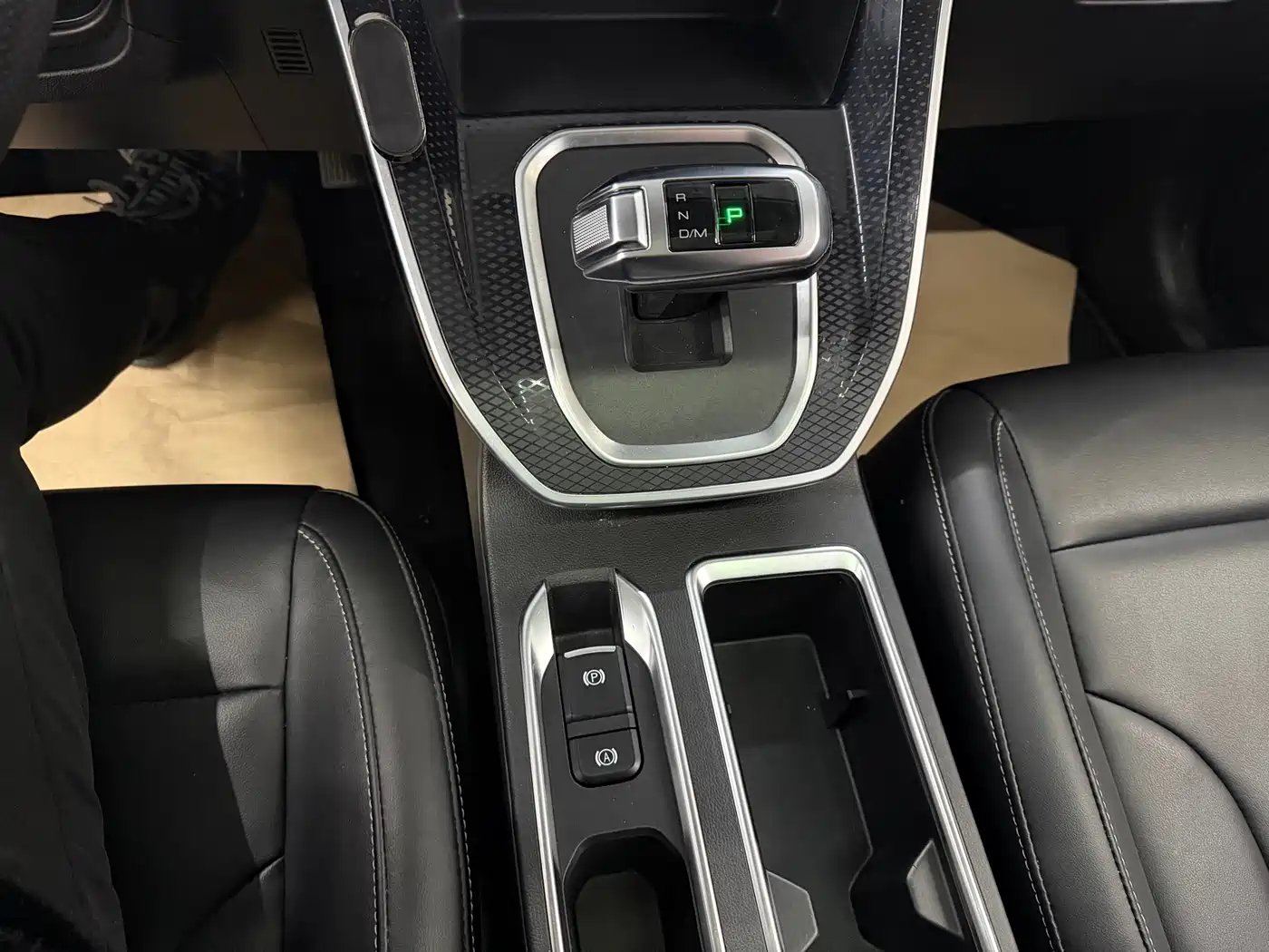 Haval M6 2021 PLUS 1.5T DCT Luxury Smart Connect фото 15