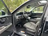 Photo 9 - Lincoln Aviator
