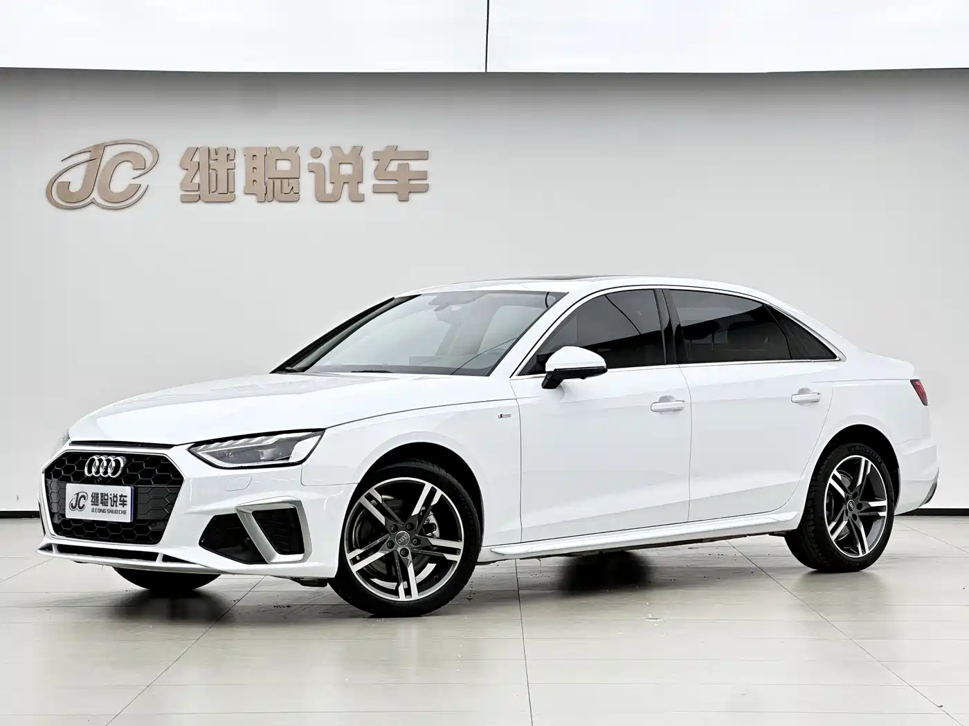Audi A4L 2022 40 TFSI Fashion Dynamic