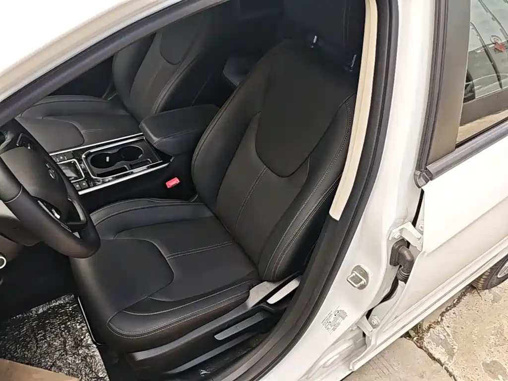 Chery Arrizo 5 2026 2025 Model Year Excellence Edition 1.5L CVT Trend