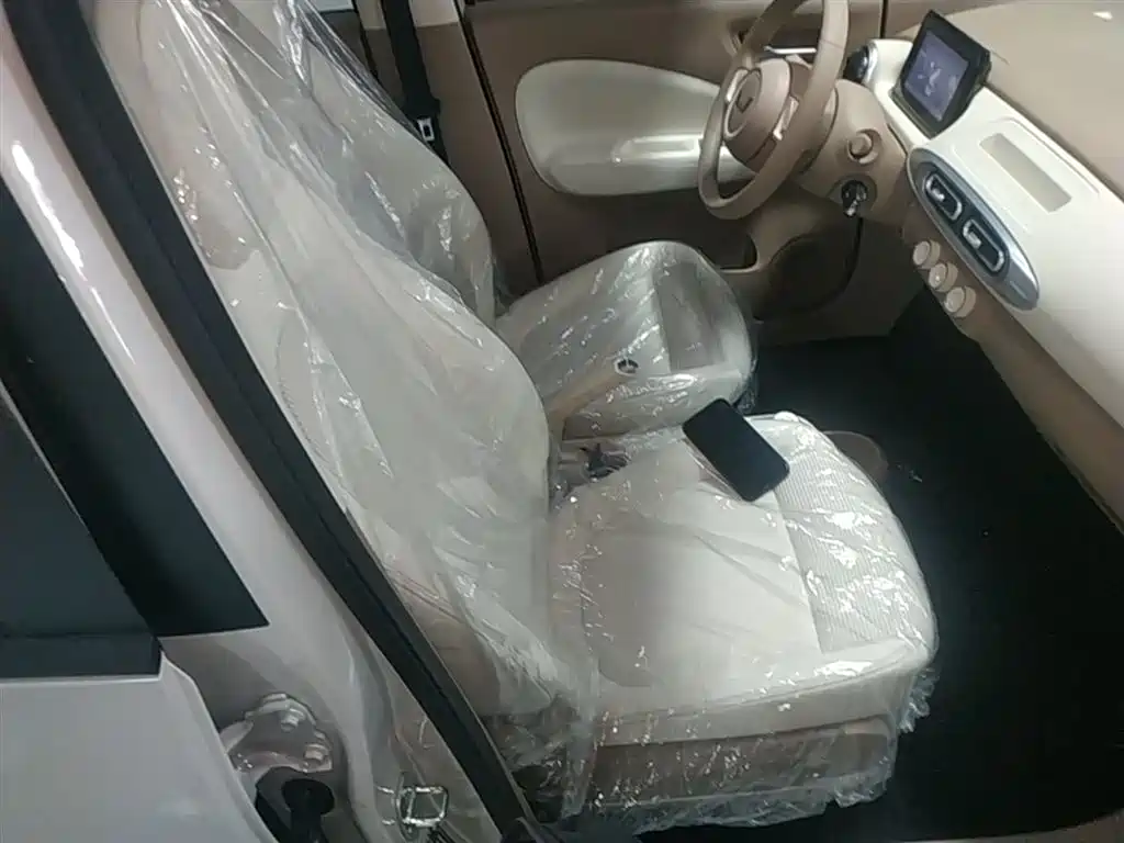 Wuling Motors Hongguang MINIEV 2026 2025 4-Door Advanced