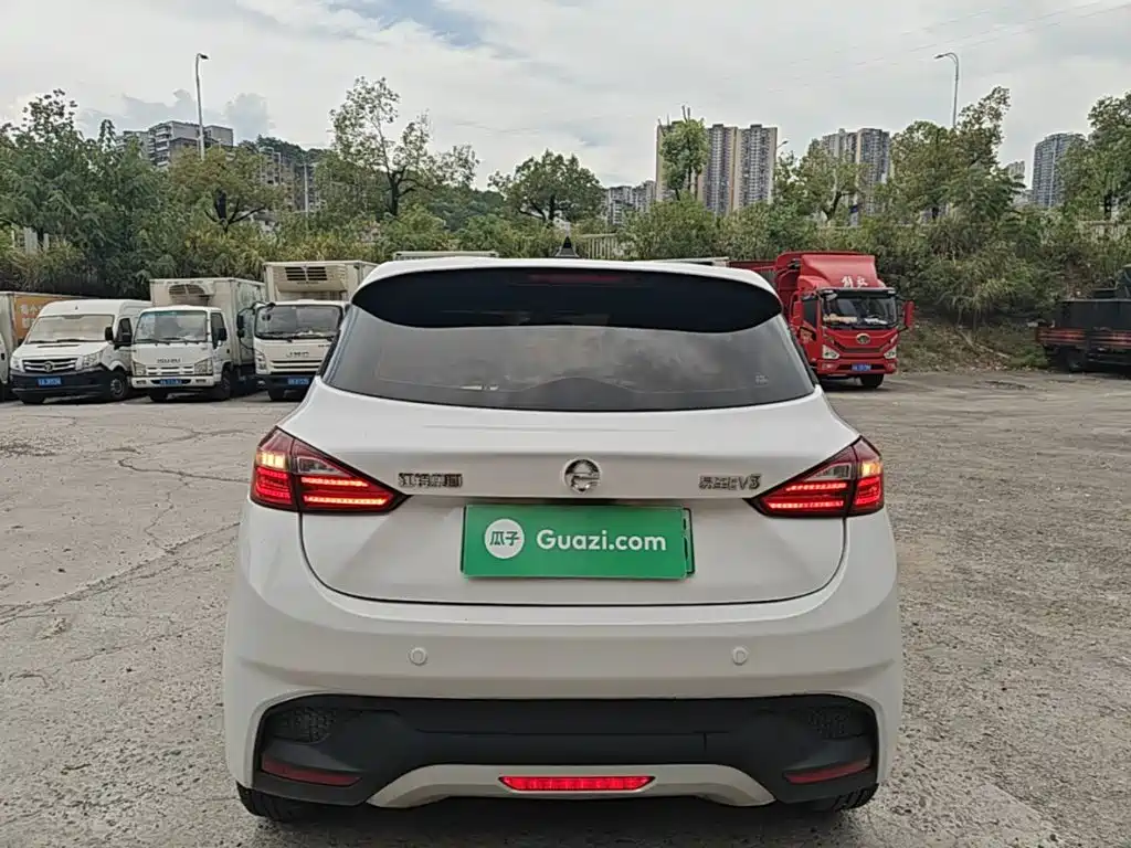 JMCG New Energy Yizhi EV3 2022 2021 Mini Radar Yue Run Model