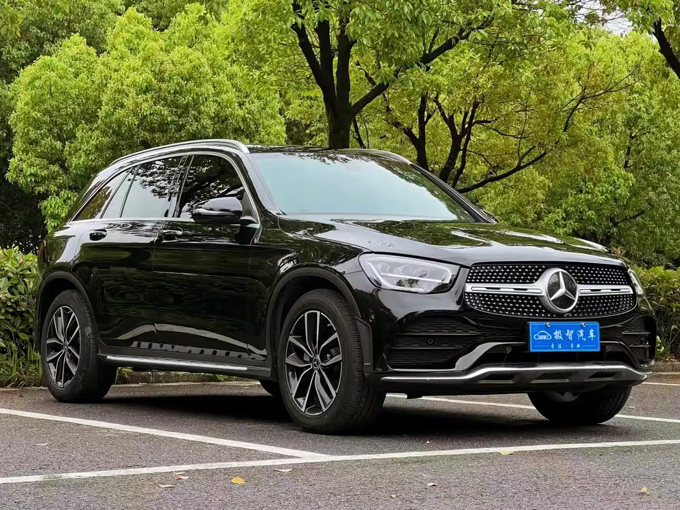Mercedes-Benz GLC 2022 Model GLC 260 L 4MATIC Luxury Edition фото 3