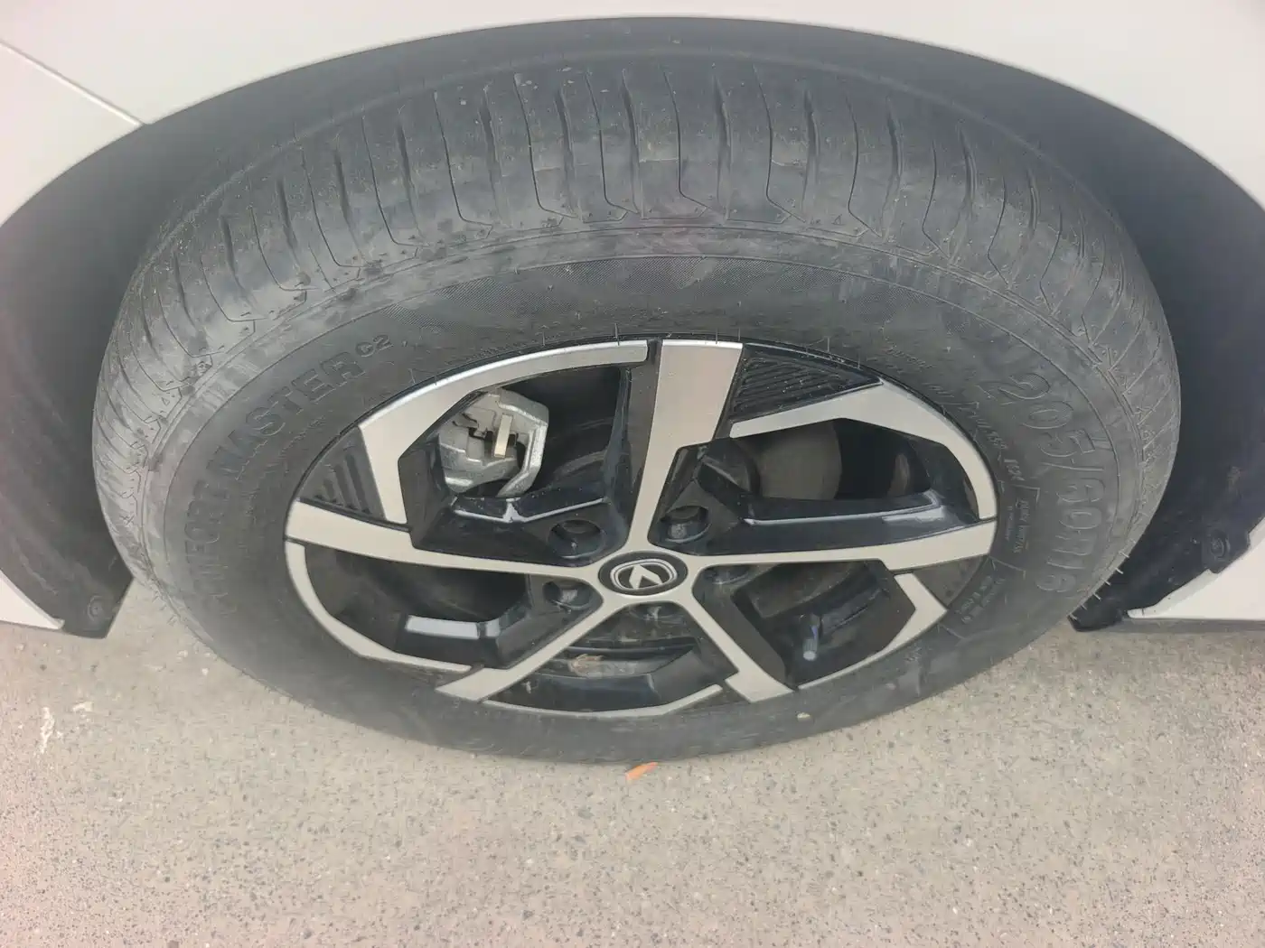 Фото 4 - Changan Eado