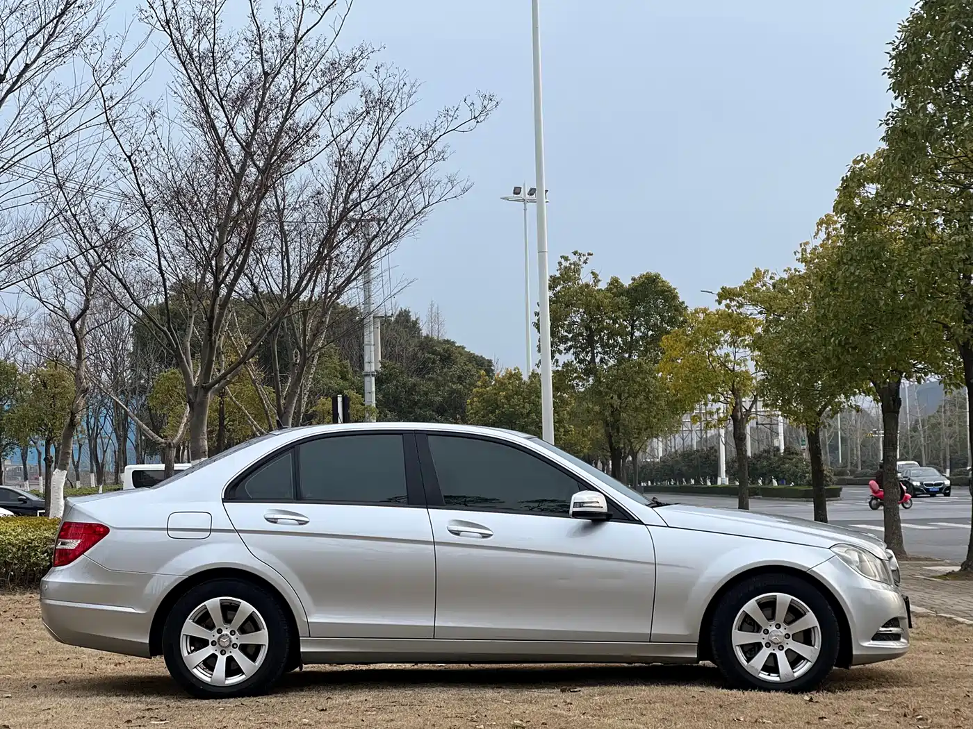 Mercedes-Benz C-Class 2013 Model C 180 CGI Classic фото 22
