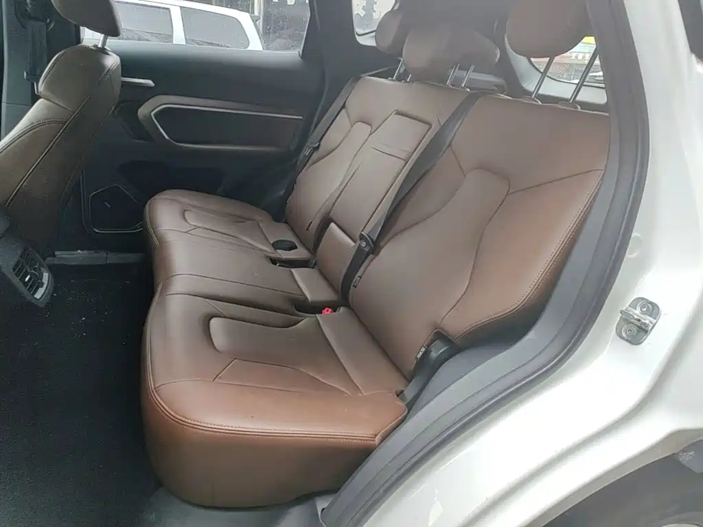Фото 17 - Haval H6