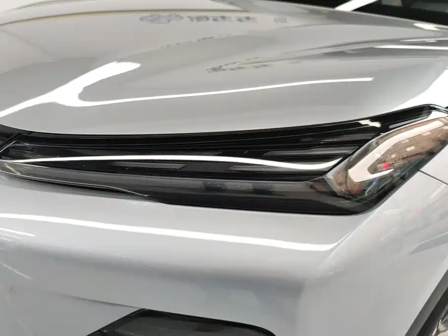 Geely Galaxy Galaxy Starship 7 EM-i 2025 2025 Model 120km Explorer+ Edition
