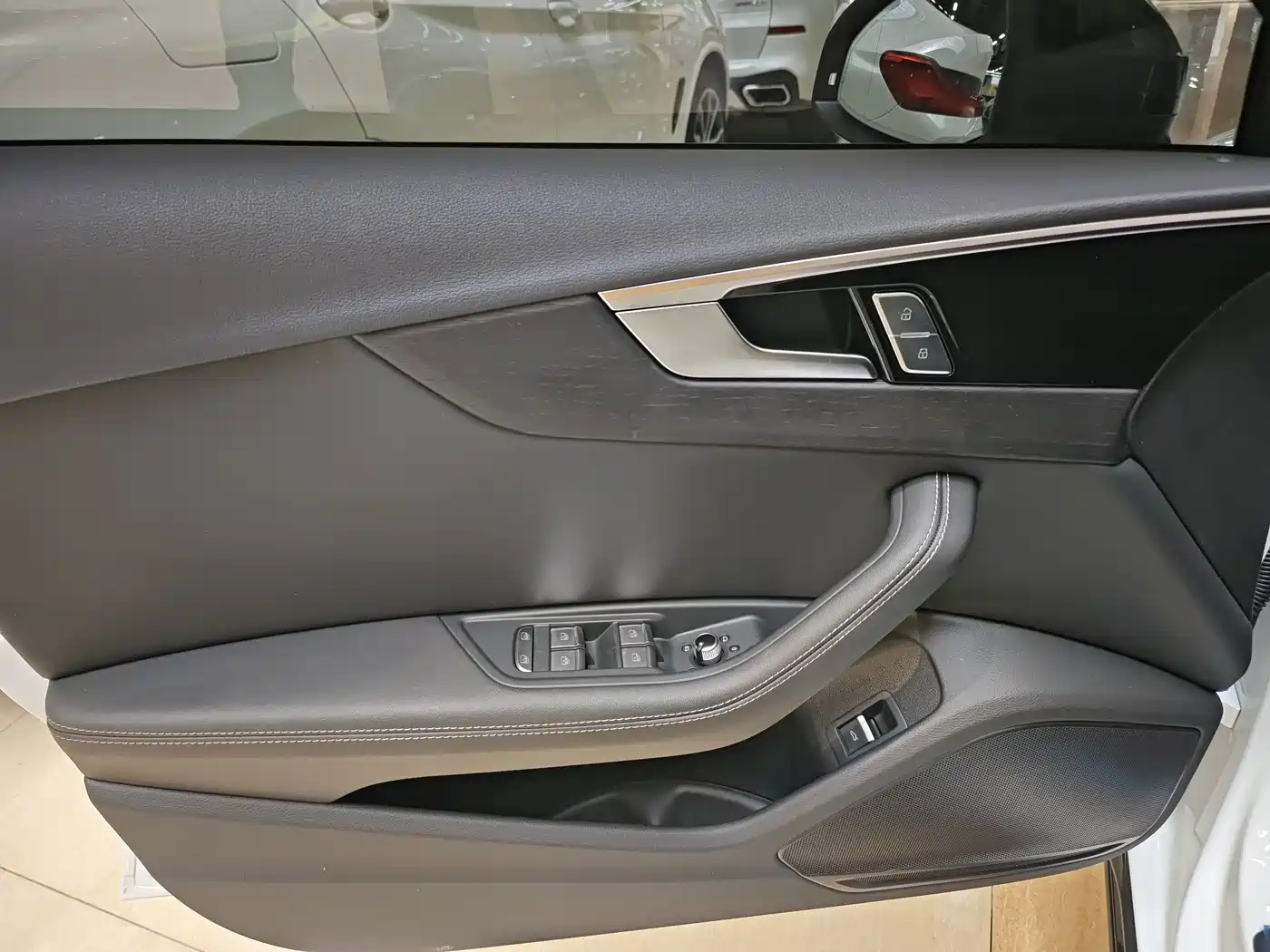 Audi A4L 2025 2024 40 TFSI Luxury Dynamic
