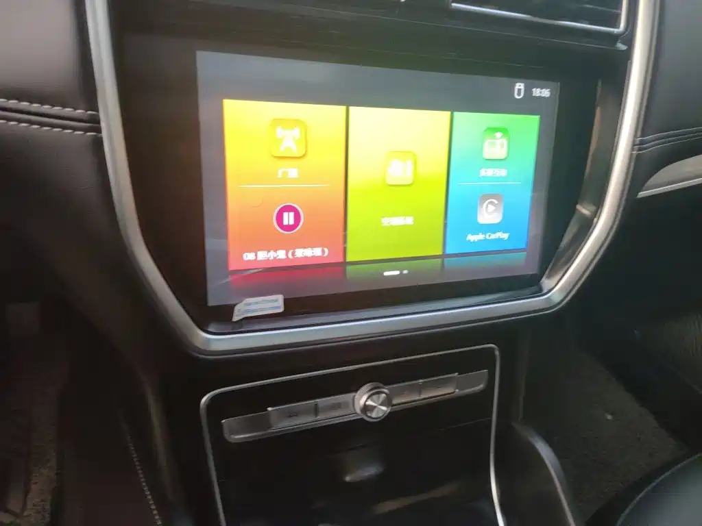 Roewe RX8 2019 2018 30T 2WD Flagship Edition