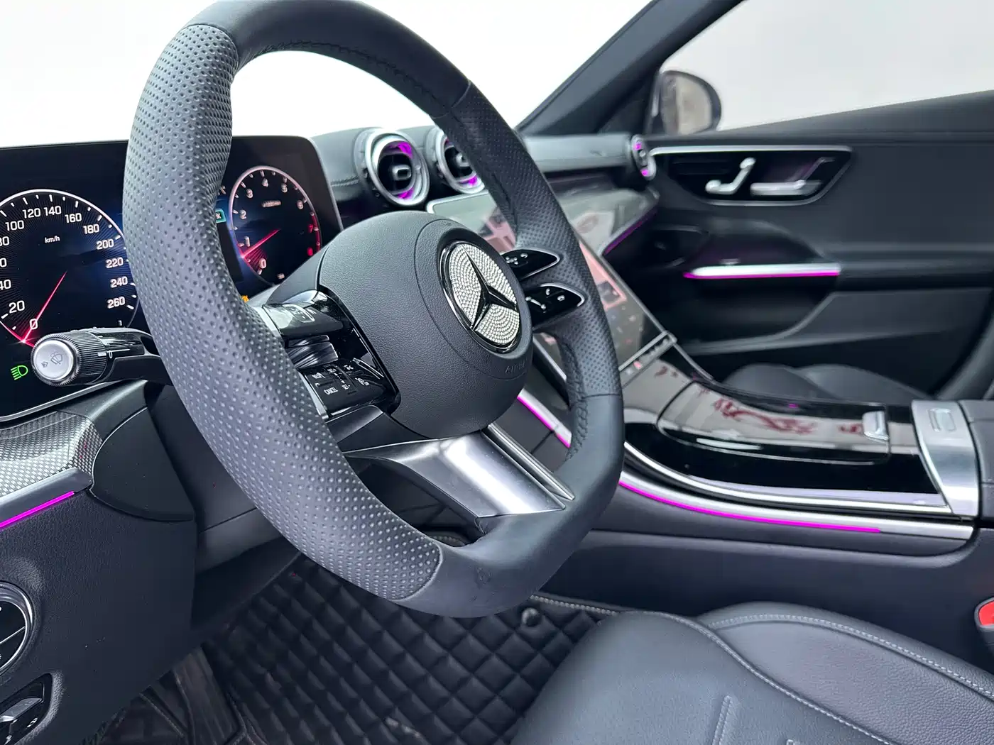 Mercedes-Benz C-Class 2024 Facelift III C 260 L Sport фото 24
