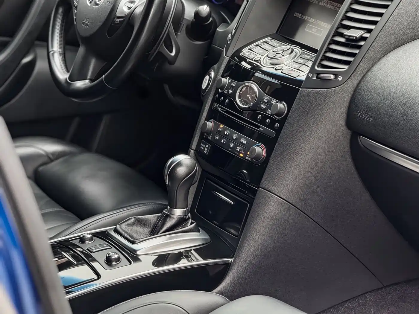 Infiniti QX70 2016 2015 Model 3.7L Shadow Edition