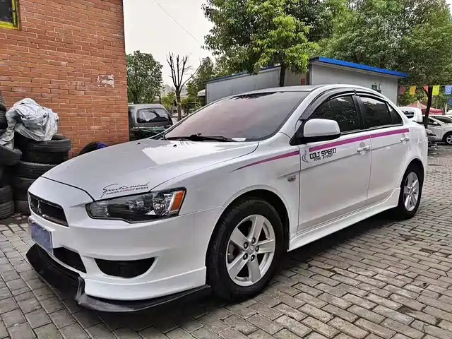 Mitsubishi Lancer EX 2013 Fashion Edition 1.8L CVT Comfort
