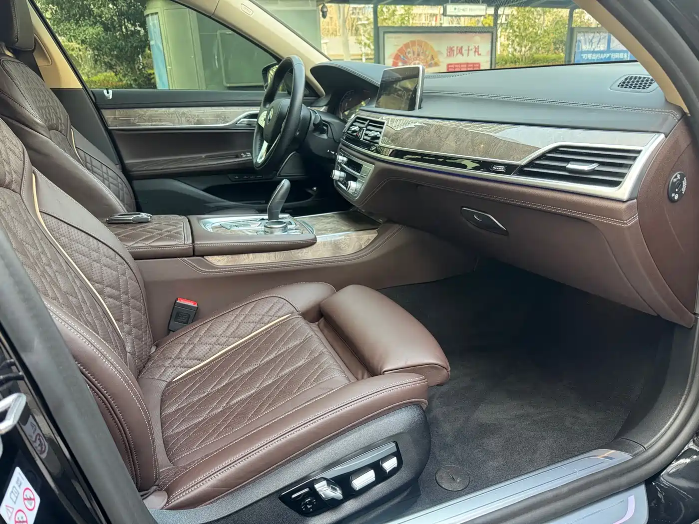 BMW 7 Series 2019 740Li Leading Luxury Package фото 14