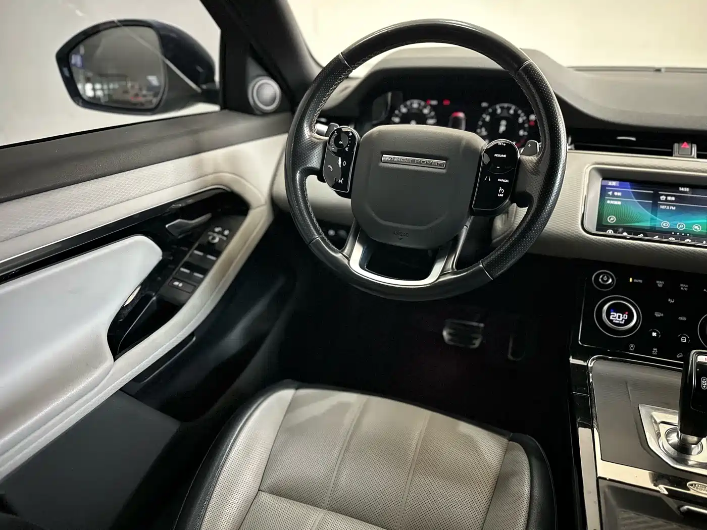Land Rover Range Rover Evoque 2020 249PS R-DYNAMIC S Sport Edition фото 11