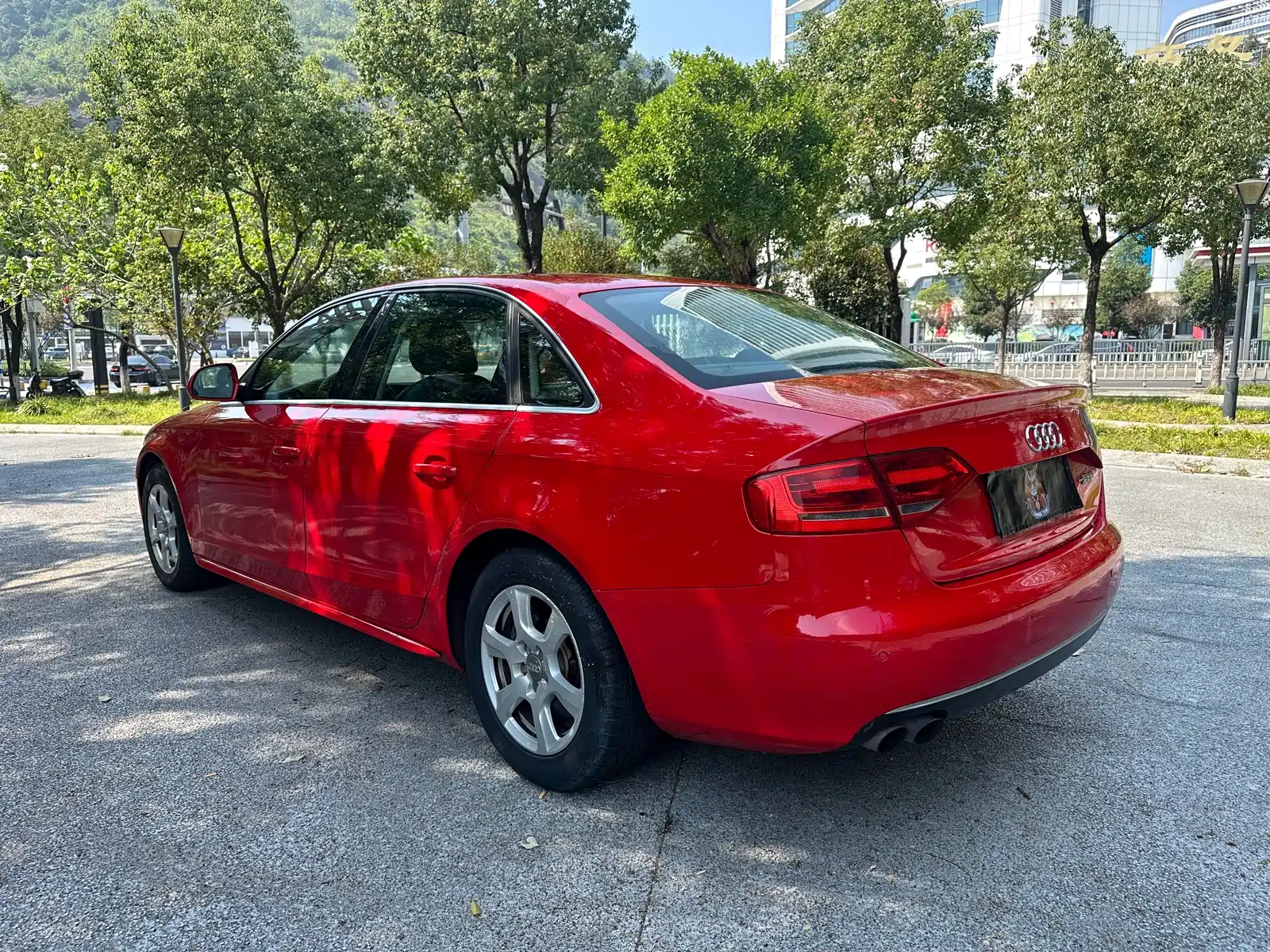 Photo 5 - Audi A4L