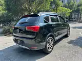 Photo 6 - Baojun 560