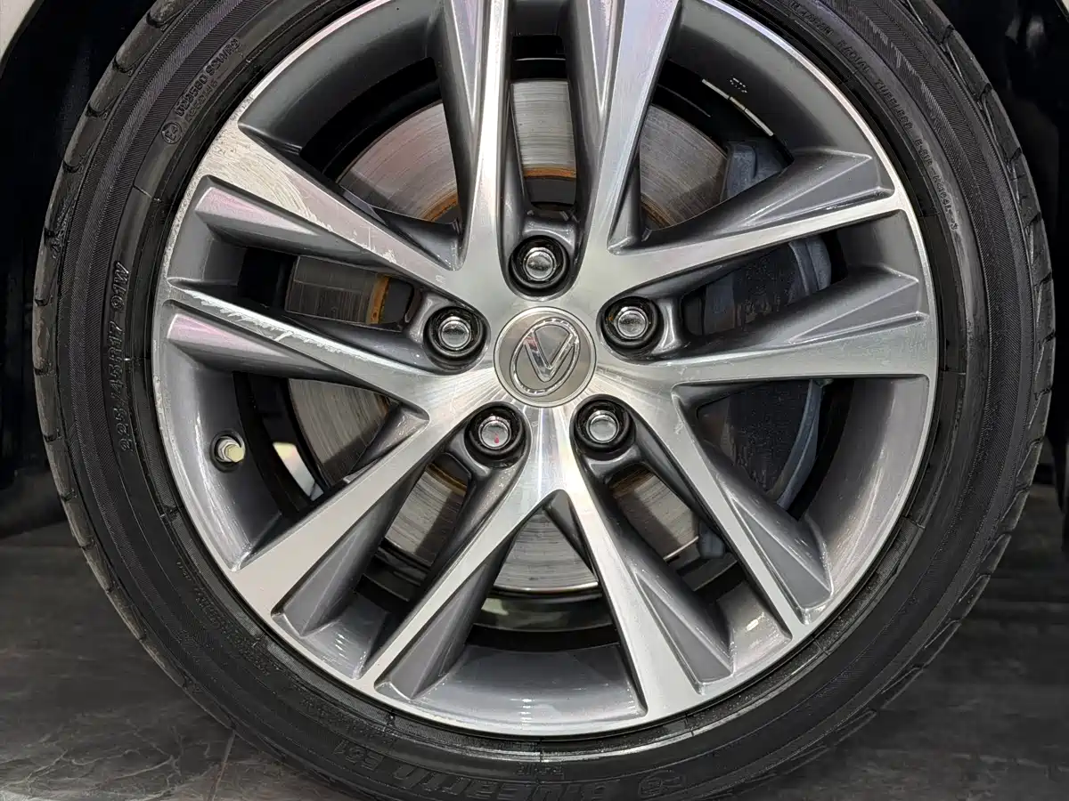 Lexus IS 2017 300 F SPORT фото 6