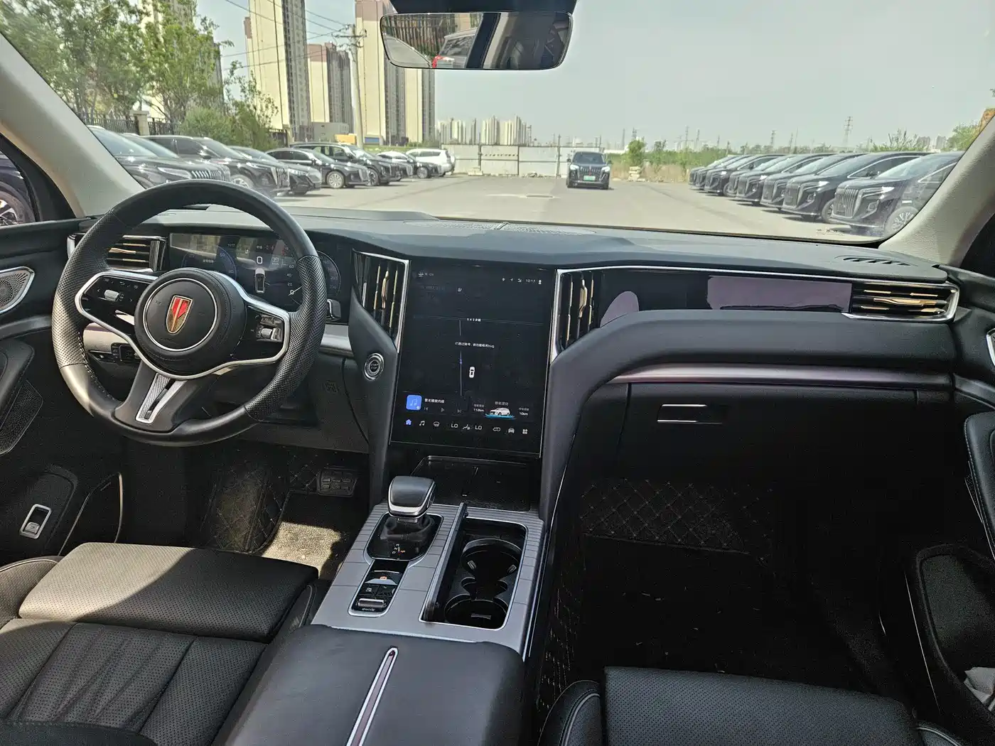 Hongqi HS7 PHEV 2024 2.0T PHEV AWD Flagship 6-Seater фото 18