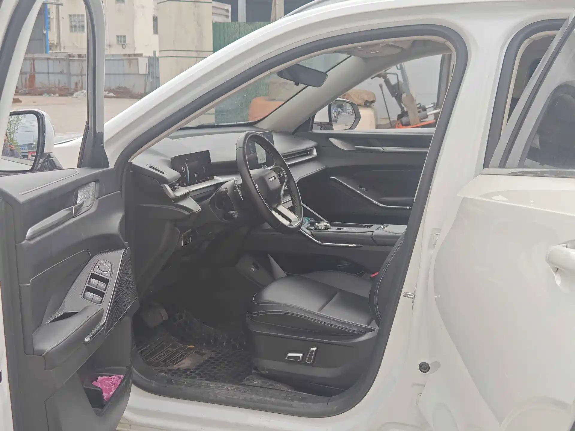 Фото 4 - Haval H6