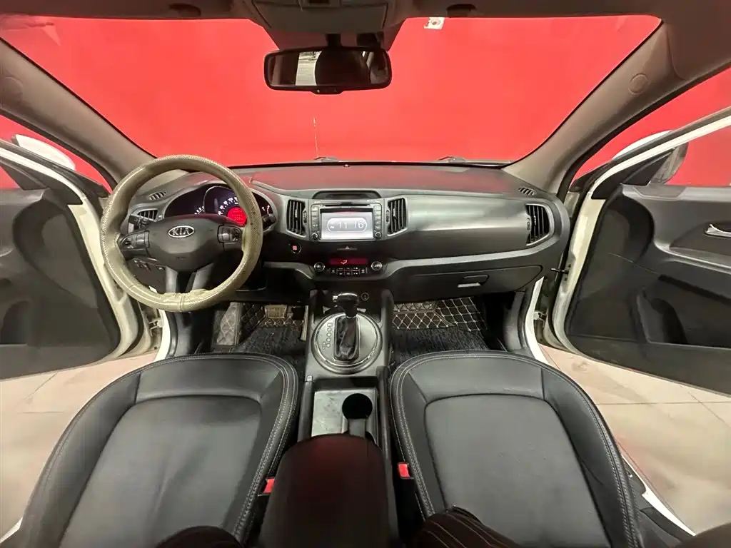 Kia Sportage 2014 2.0L Automatic 2WD GLS фото 7