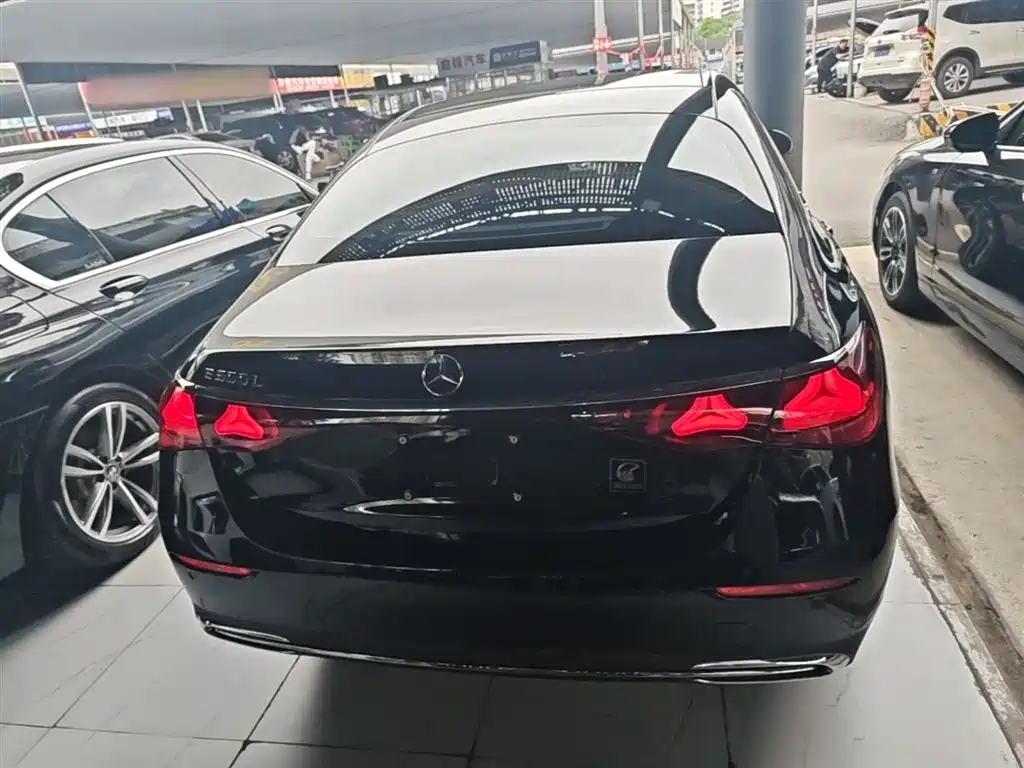 Mercedes-Benz E-Class 2024 Model E 300 L Luxury фото 6